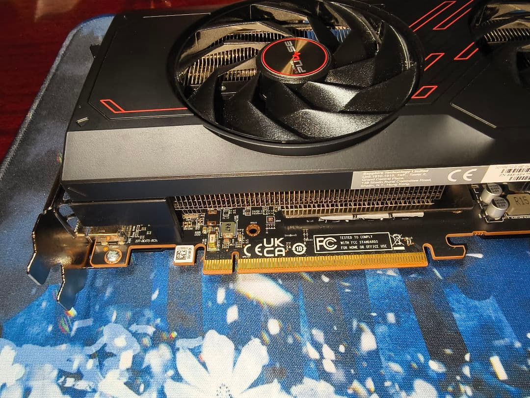 グラフィックボード・グラボ・ビデオカード SAPPHIRE RADEON RX7800XT 16GB