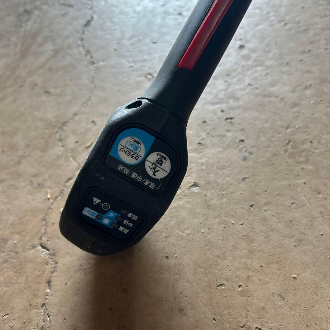 makita マキタ　36v充電式草刈機 MUR369UD 充電器バッテリー付き