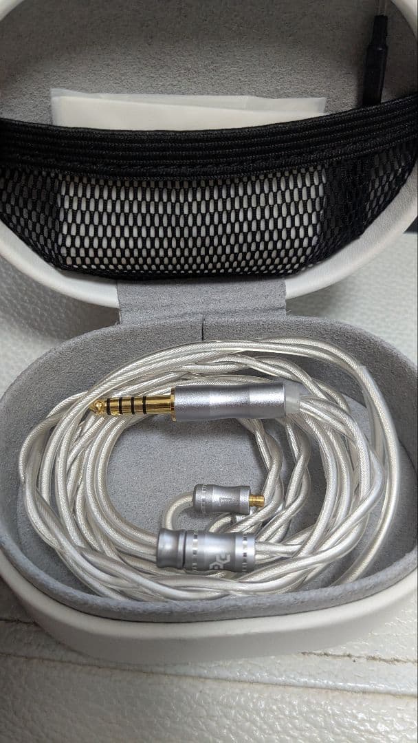 美品 Elysian Acoustic Labs PILGRIM 4.4mm