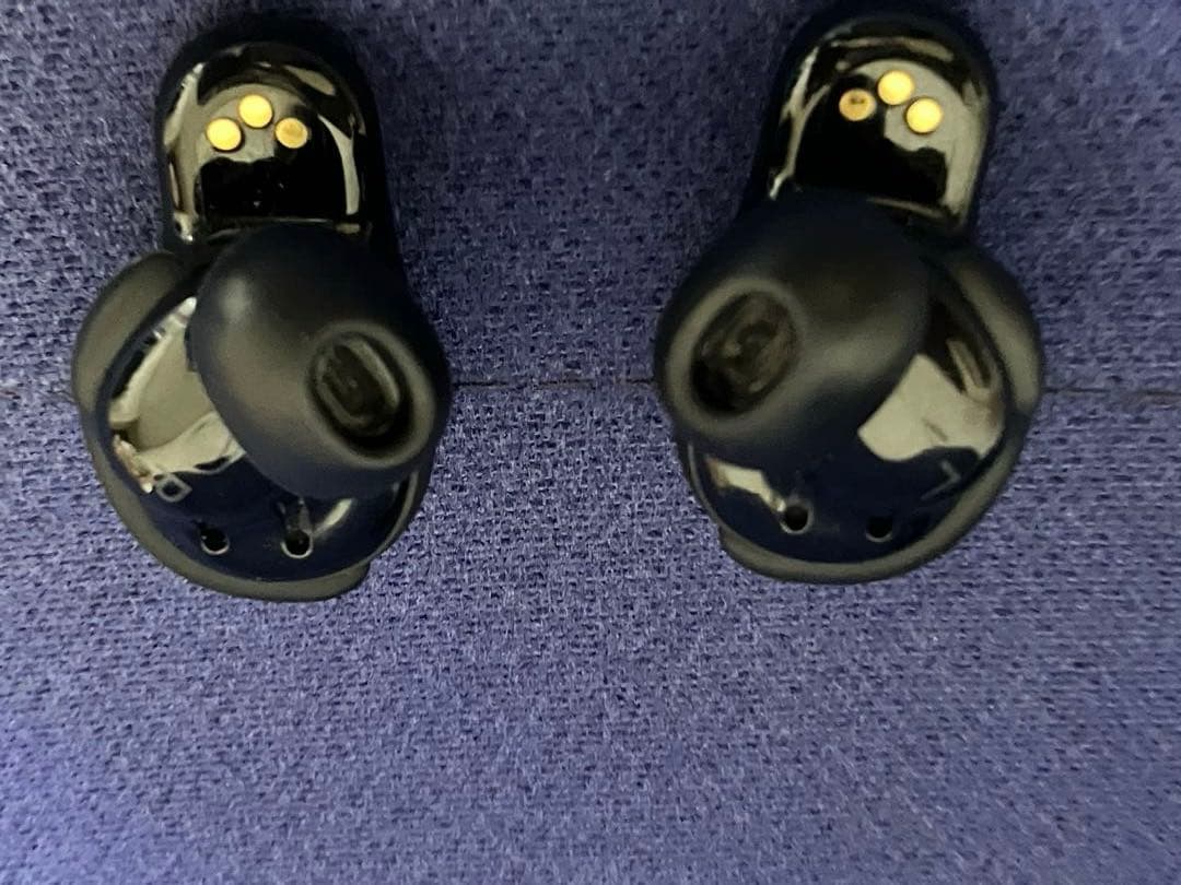 BOSE ワイヤレスイヤホン QC EarbudsII ブラック 充電ケース付き