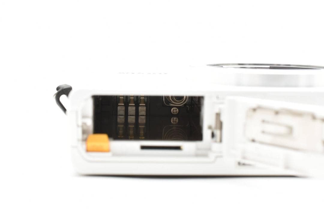 ★極美品★ ミラーレス一眼 Nikon1 J4 ボディ 元箱 #529K