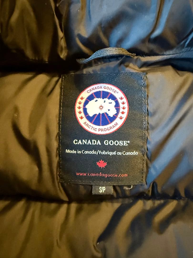 みー　  ブラック ダウンベスト