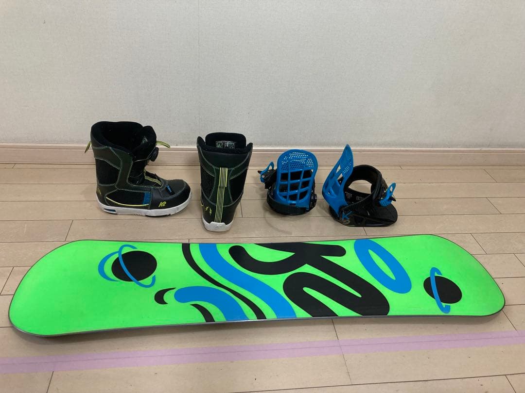 キッズ　スノーボード（100）・バインディング・ブーツセット