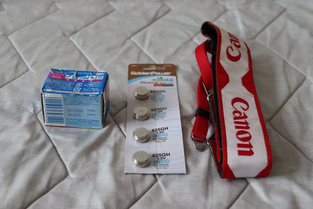 【中古品】Canon FTb（本体・レンズ2本・ストロボ・バッグ）