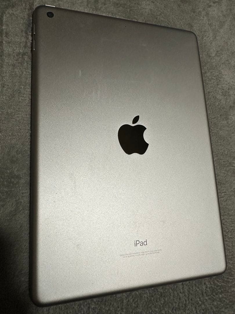 Apple iPad 第6世代 128GB 本体