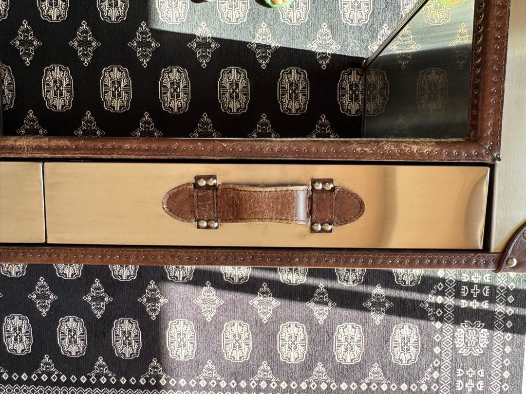 週末値下げ　希少　廃盤　美品　HALO /ハロ　スラブスモールコーヒーテーブル