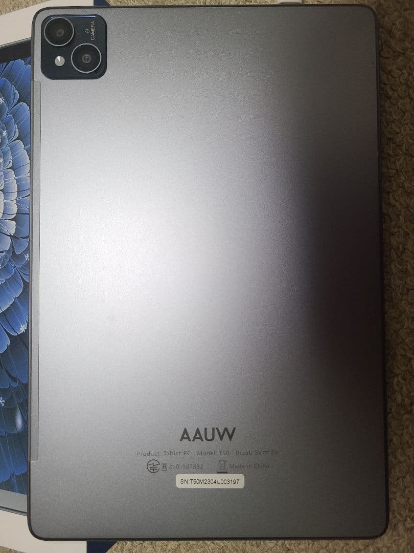 10インチタブレット　本体　 AAWU　M50 付属品完備 カバー　フィルム付き