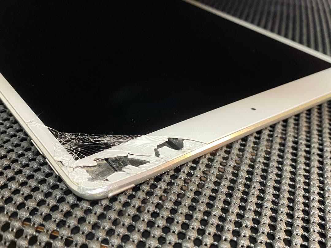 N134 iPad Pro 10.5インチ 64GB Wi-Fiモデル シルバー