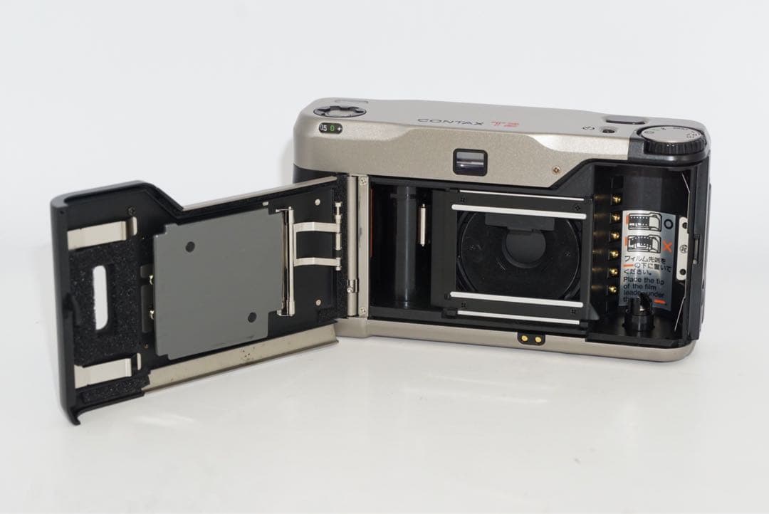 フィルムカメラ contax T2