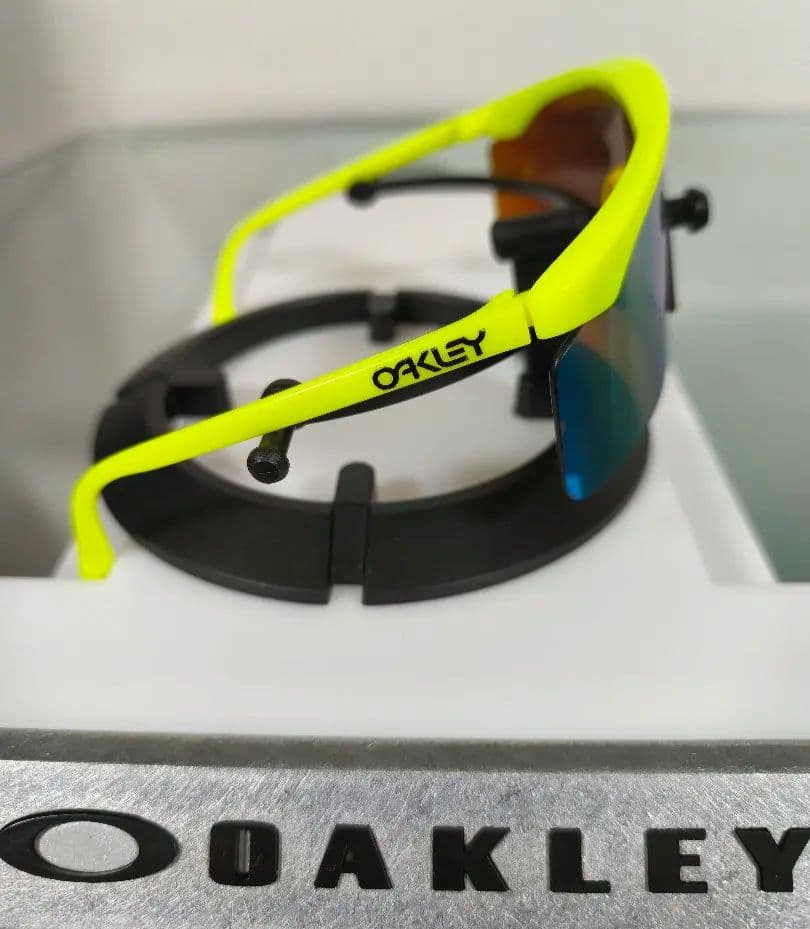 オークリー Oakley Razor Blade Neon oakJP