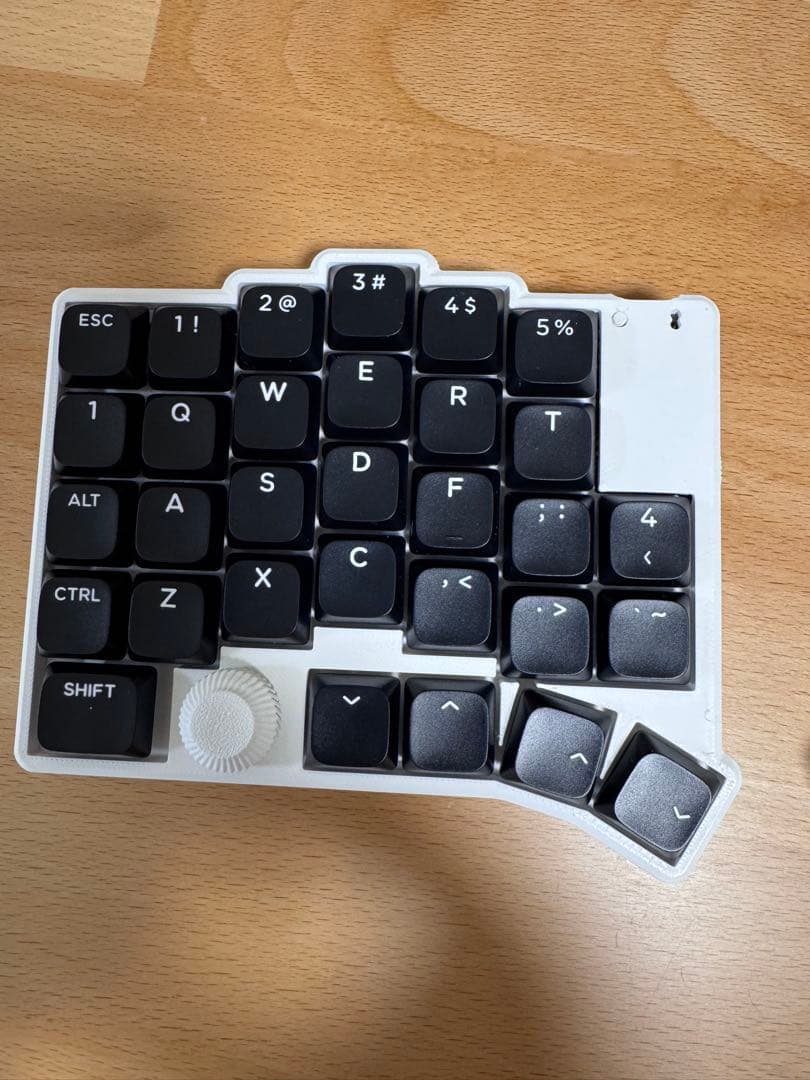 分割型キーボードZaruball