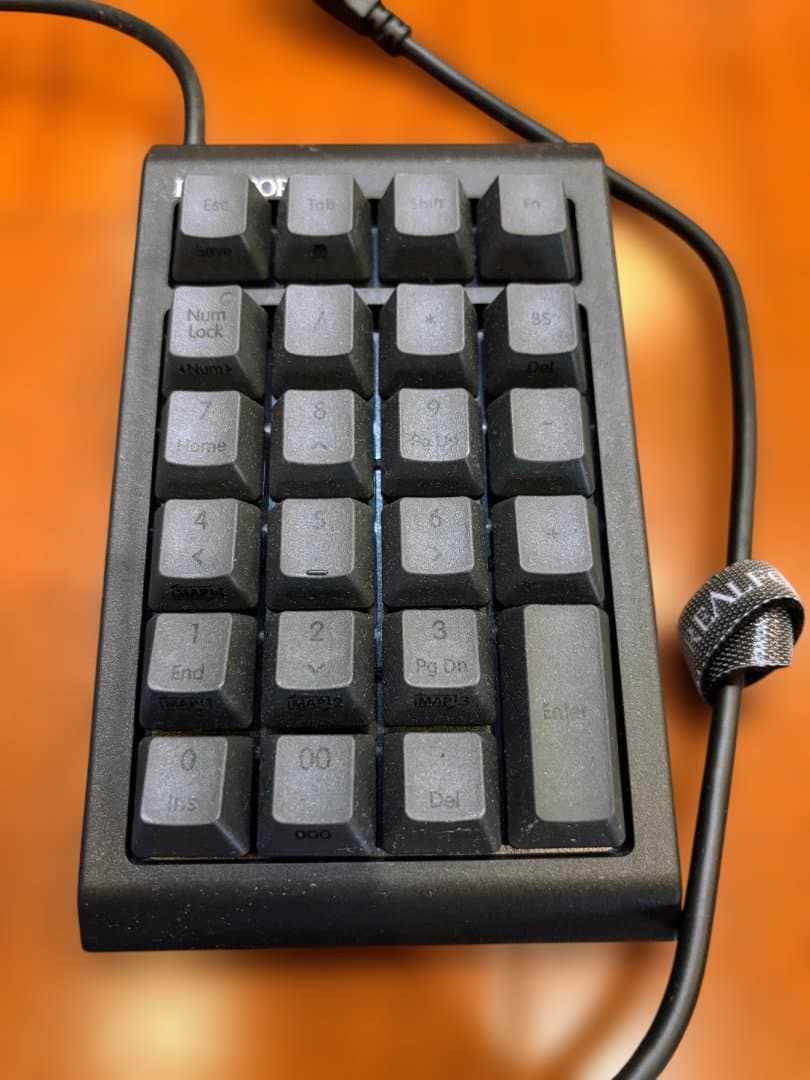 美品：REALFORCE TUX11 テンキー USB接続 ブラック