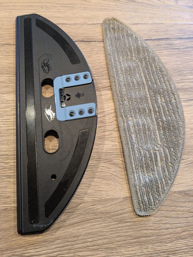 ヤマ　ロボット掃除機 本体　ルンバj5+　箱無し