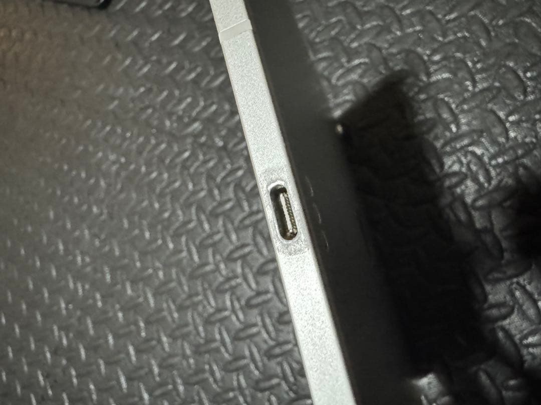 iPad Pro (12.9インチ) 第3世代 64GB 【ケース付き】