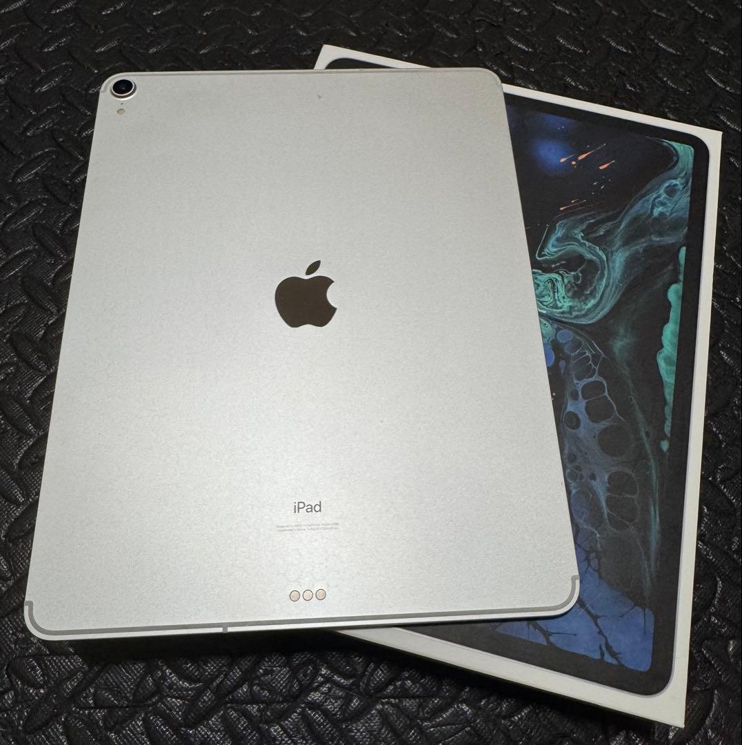 iPad Pro (12.9インチ) 第3世代 64GB 【ケース付き】