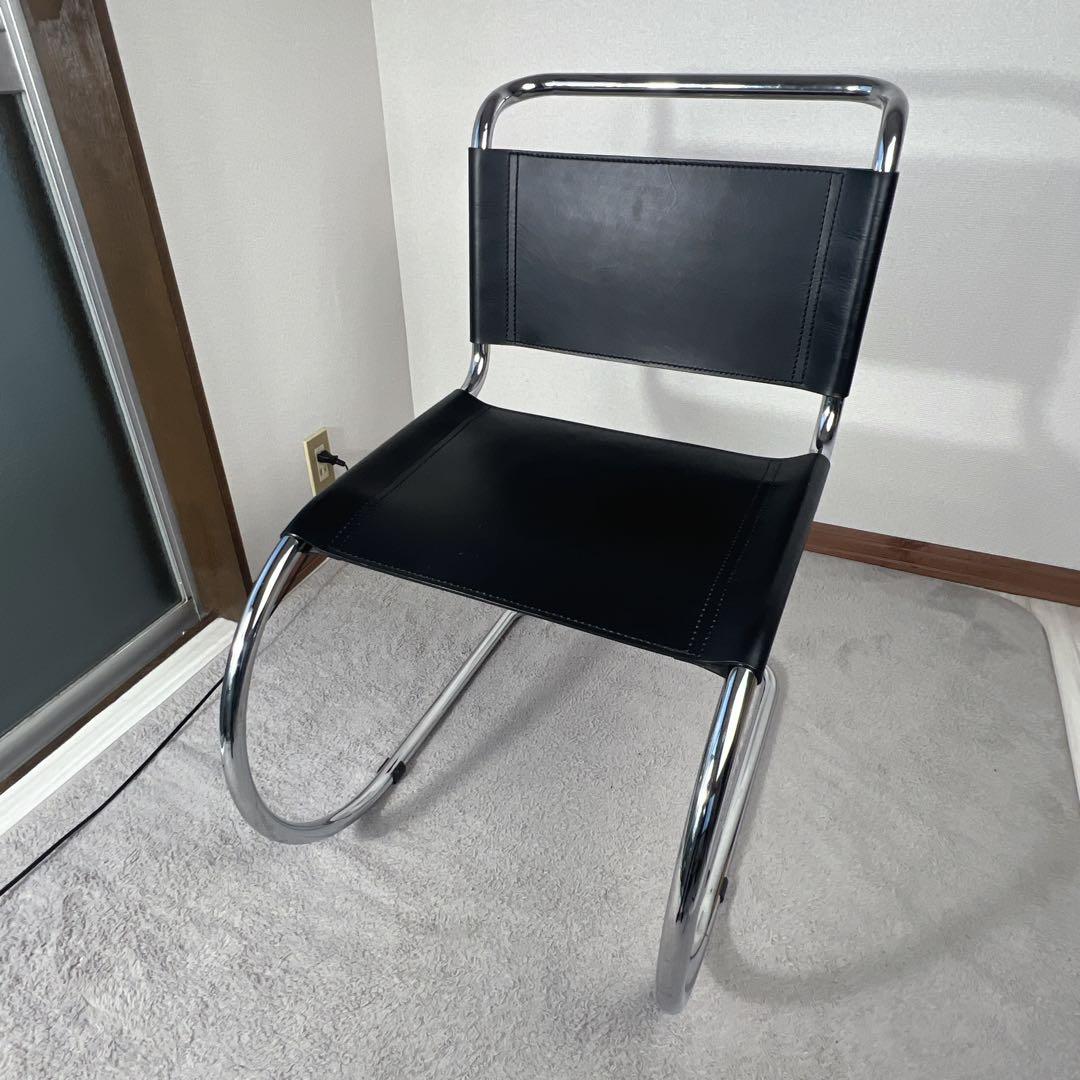 カンチレバーチェア ブラックレザー バウハウス