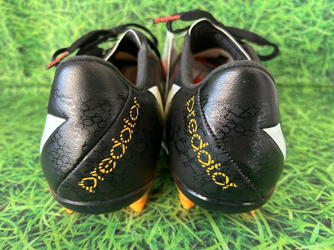 ☆新品☆送料無料☆adidas(アディダス)Predator IS HG☆