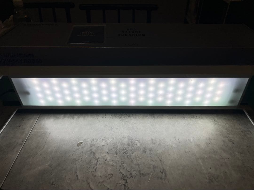 ADAアクアスカイ RGB 60 LEDライト シルバー