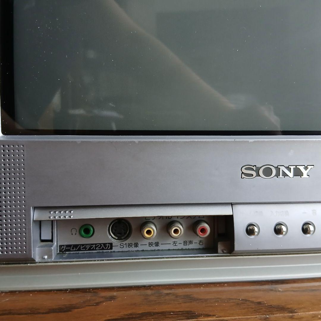 SONY Trinitron フラットブラウン管テレビ　14型　　　02年型