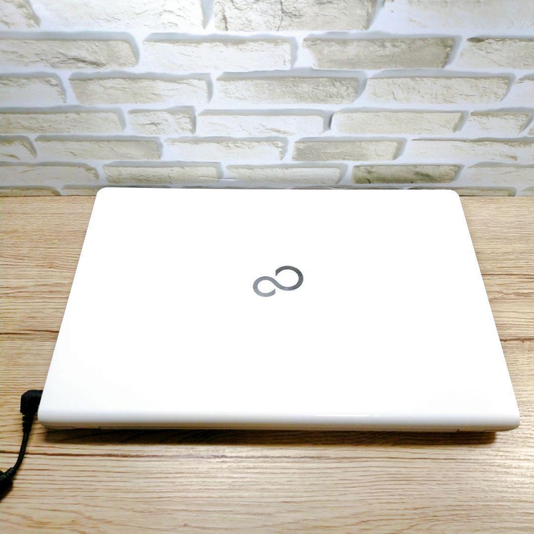 限定1台✨美品✨️タッチパネル♥高速SSD ノートパソコン♪サクサク動作で快適