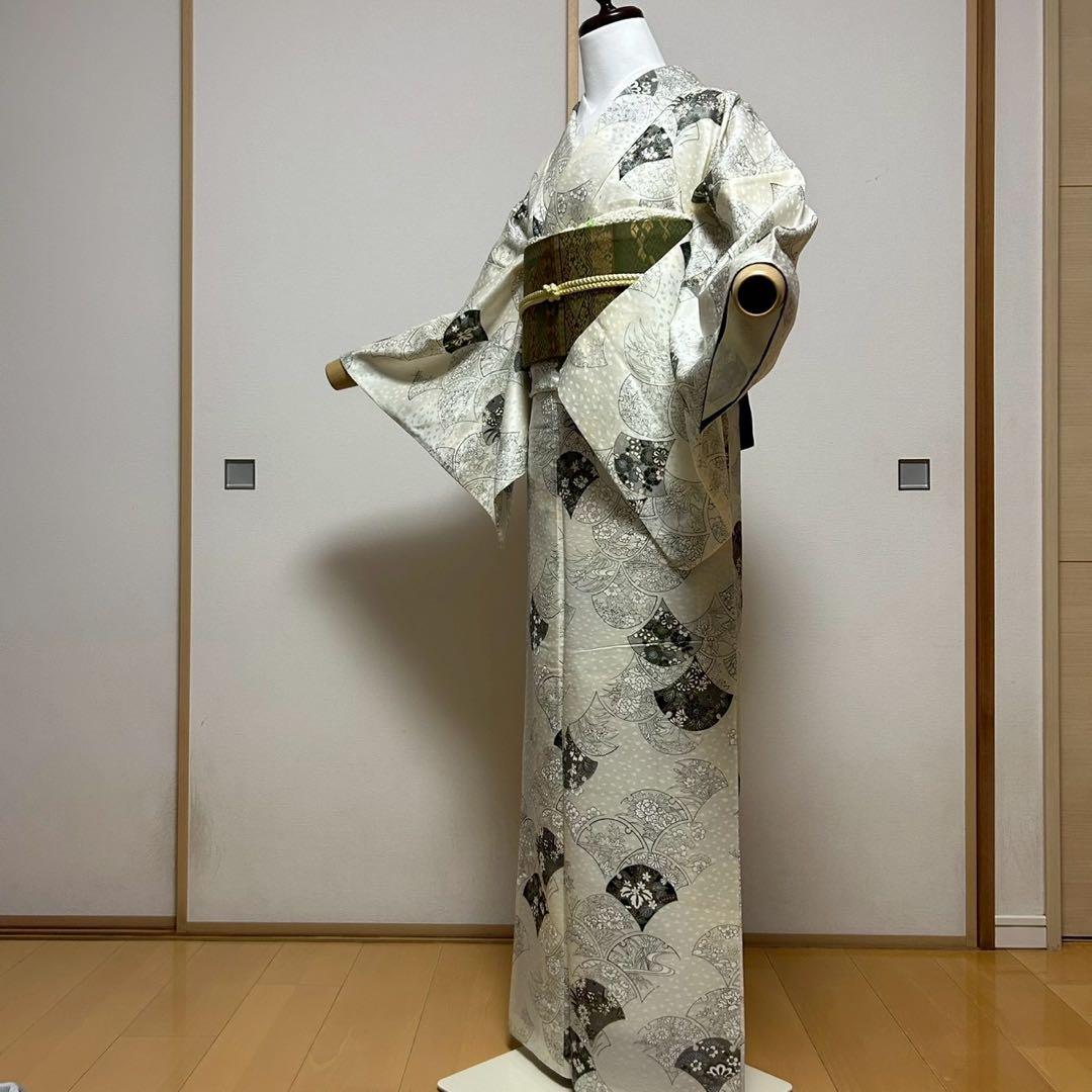 森谷33未使用近い　美品　袷　化繊 フルセット 扇花模様