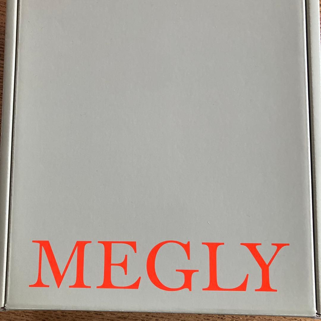 新品MEGLY 本体