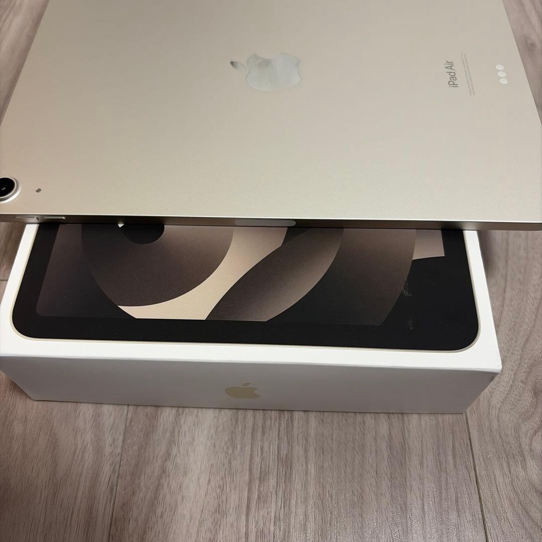 美品 iPad Air 第5世代 Wi-Fi 64GB Starlight