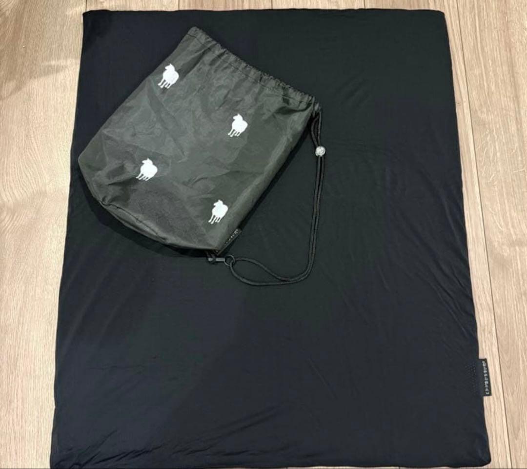 ヒツジのいらない枕　フリースタイル 収納袋付き。 定価¥14,800(税込)