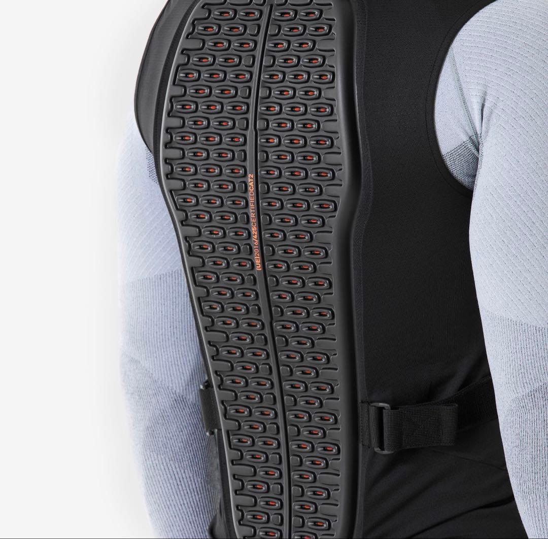 【新品】デカトロン スキー スノーボード プロテクターベスト XL 男性