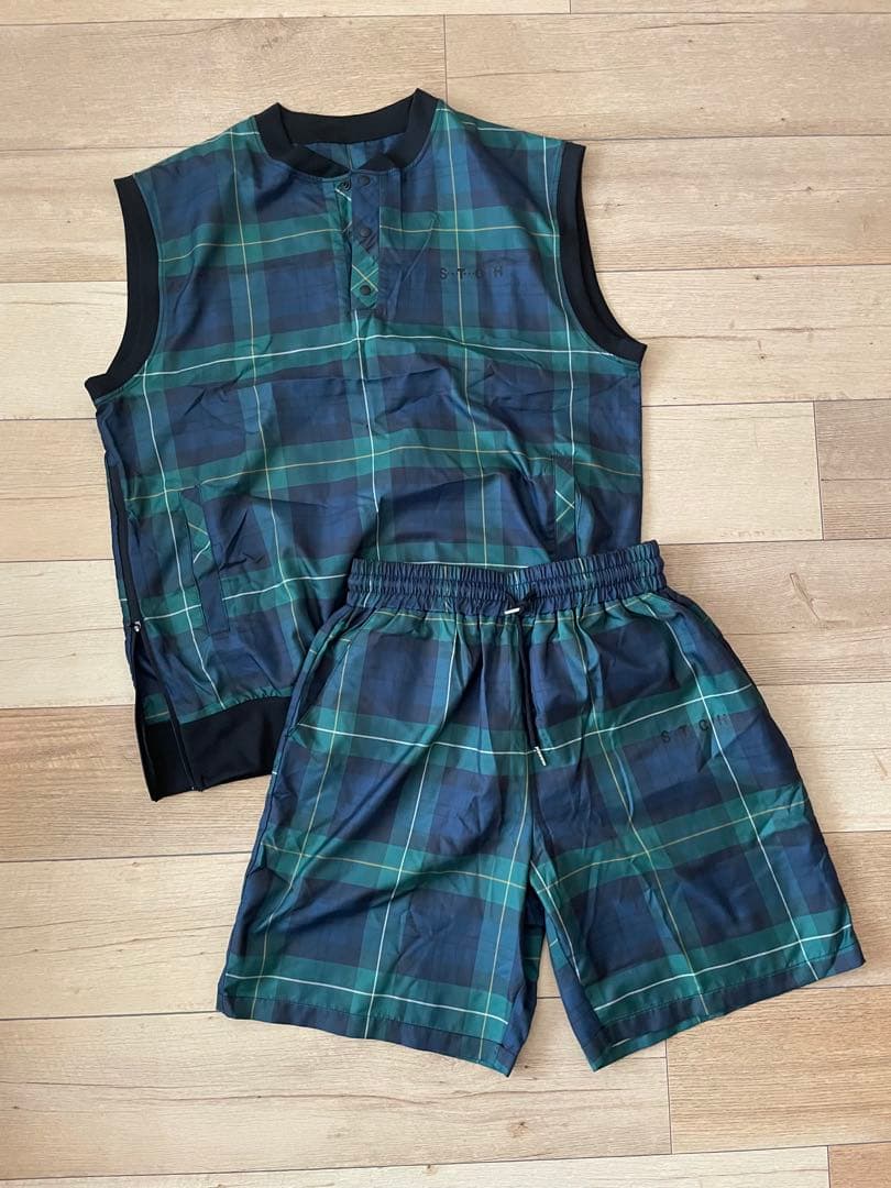 ひろ※ANTIQUA GOLF×STCH ベスト&ショートパンツ上下セット