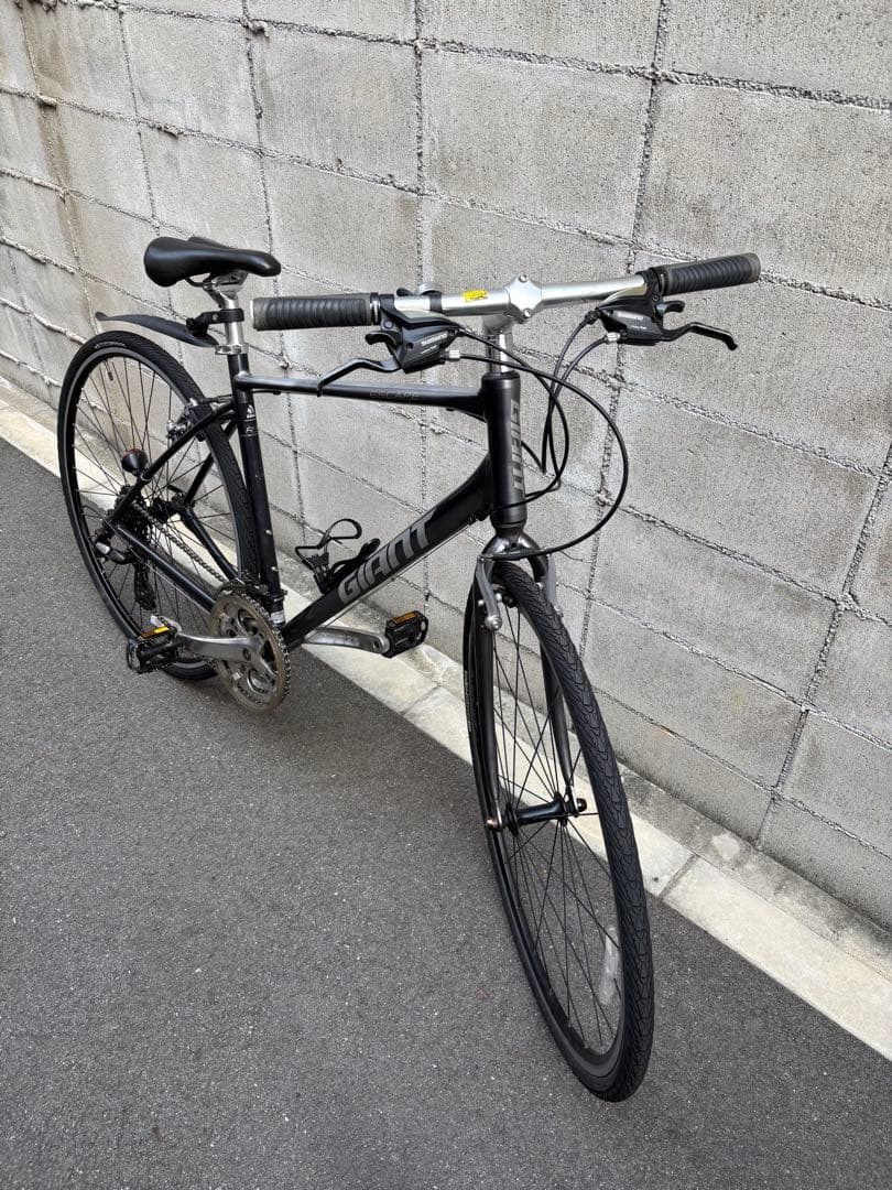 クロスバイク　GIANT escape R3 2022年モデル