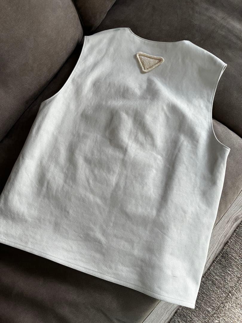 23SS PRADA レザーベスト50