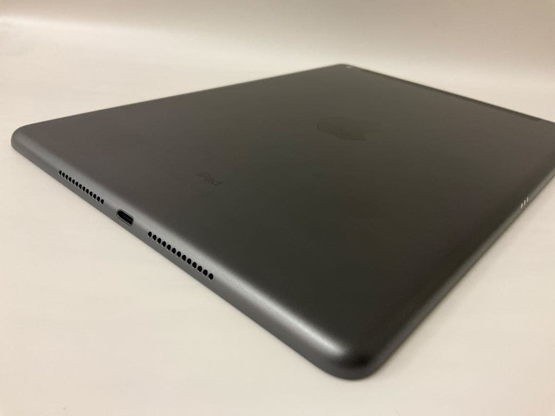 Wtapscendantページ★ 美品IPAD 第8世代 ★ 32GB