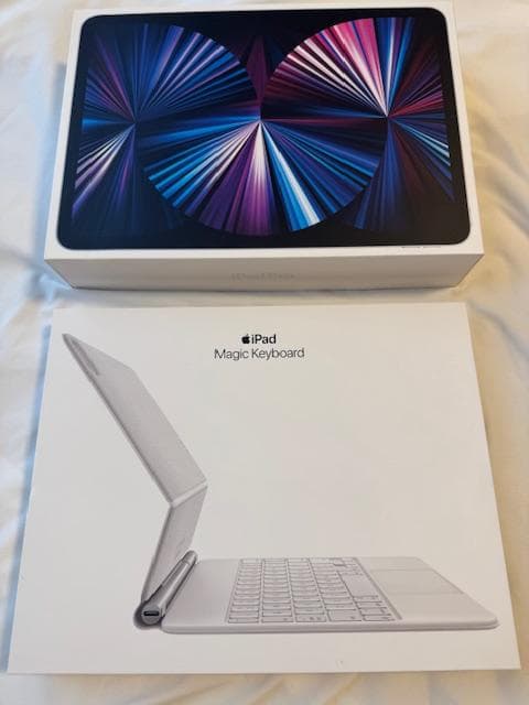 iPad Pro 11インチ 第3世代 256GB MagicKeyboard有