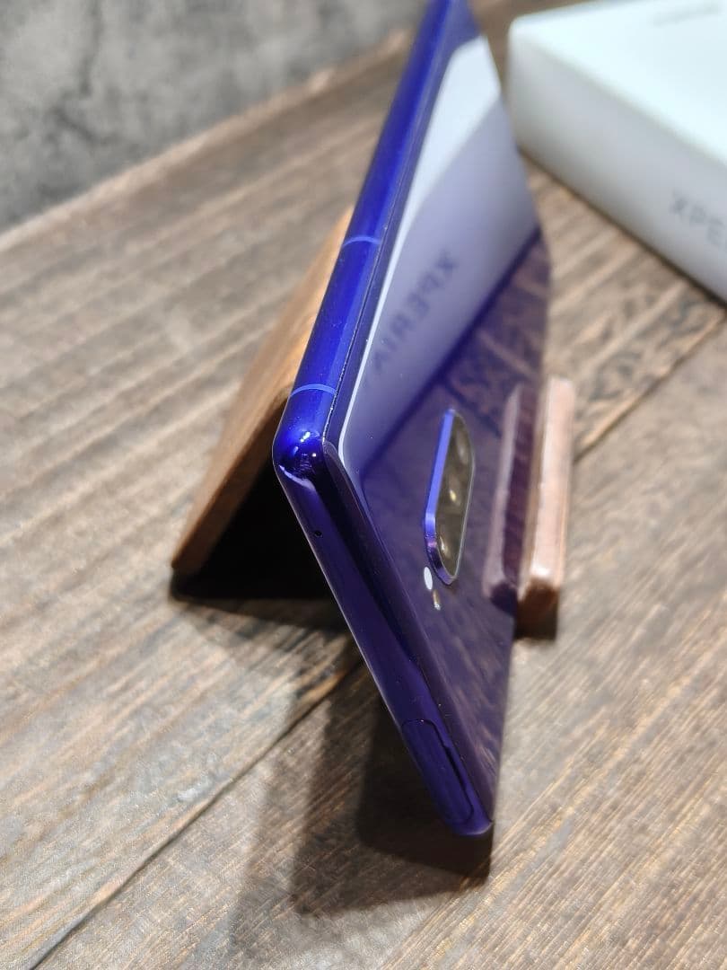 美品 Xperia 1 802SO SIMフリー スマホ