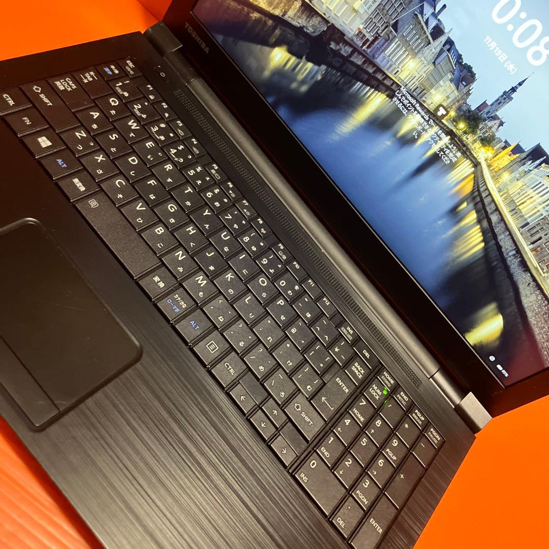 東芝Windows11ノートパソコンcore i7メモリ16GB SSD 1TB