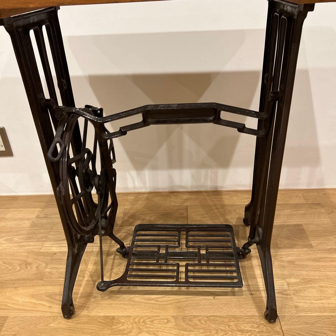 古いミシン台　昭和レトロ　古家具　古道具　生活雑貨　ビンテージ　展示台
