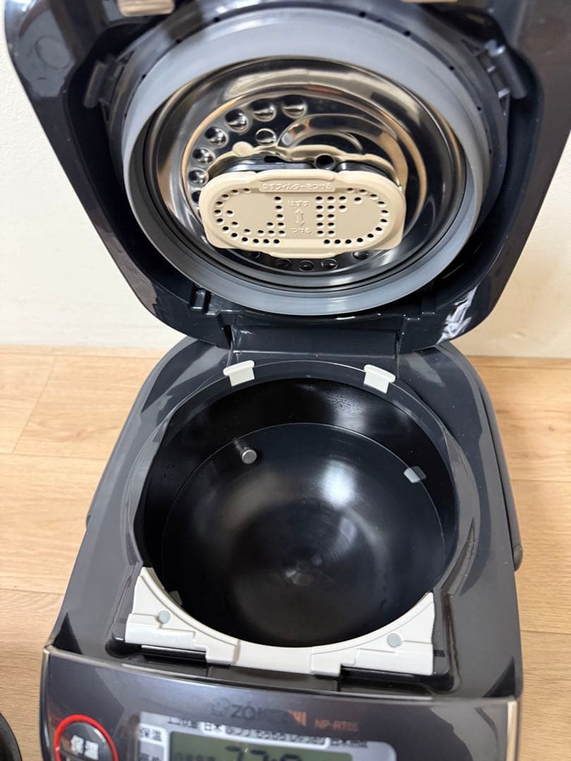 ZOJIRUSHI NP-RT05 圧力IH 2024年製　動作確認済み