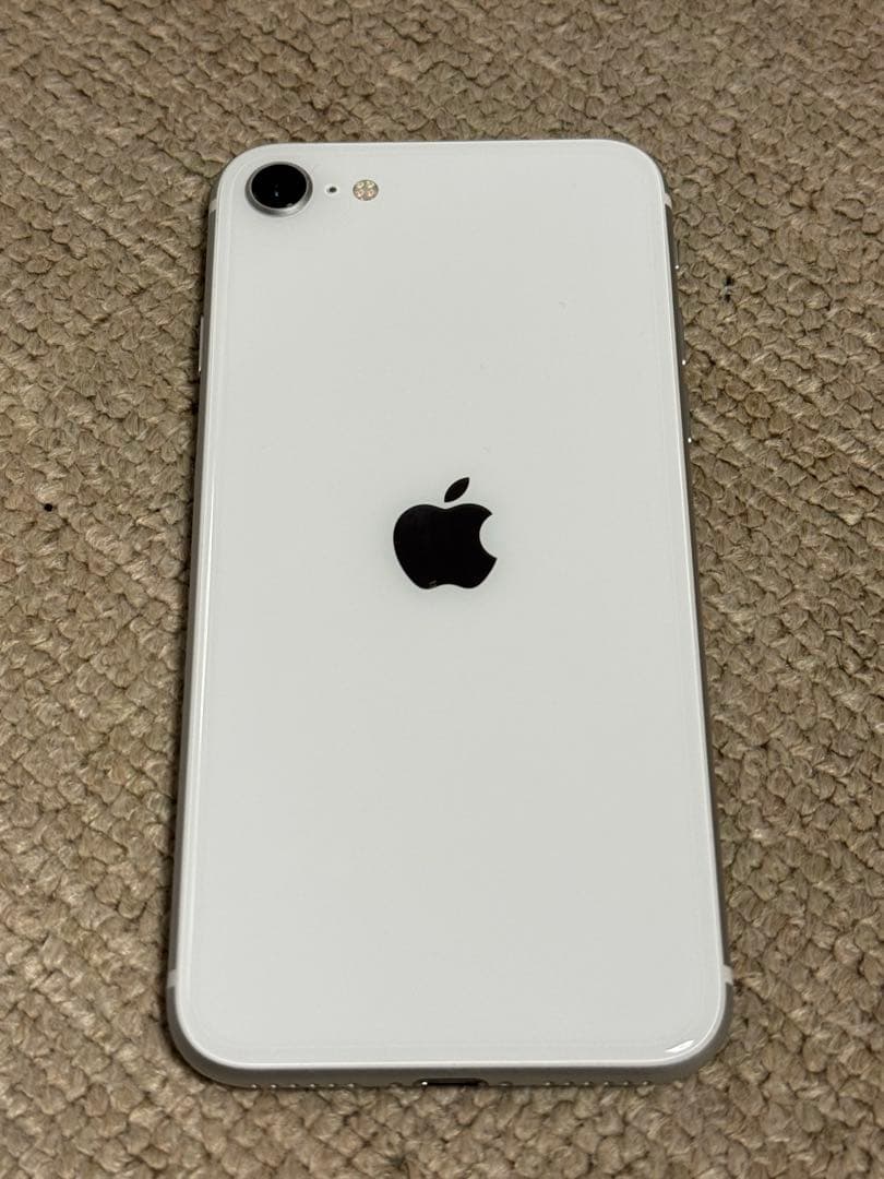iPhone SE(第2世代) SIMフリー　64GB 白