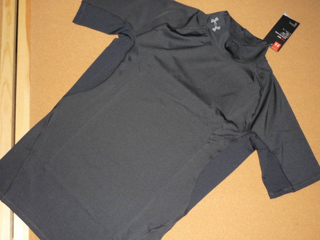 残少 XL アンダーアーマー 黒 コンプレッション 半袖 モック ゴルフ 野球