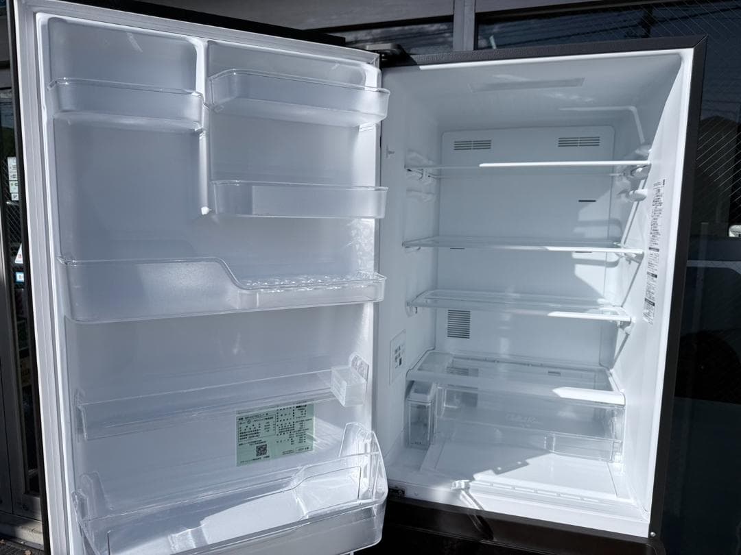 22年製 Panasonic 3ドア冷蔵庫 左開きタイプ 高圧洗浄済み