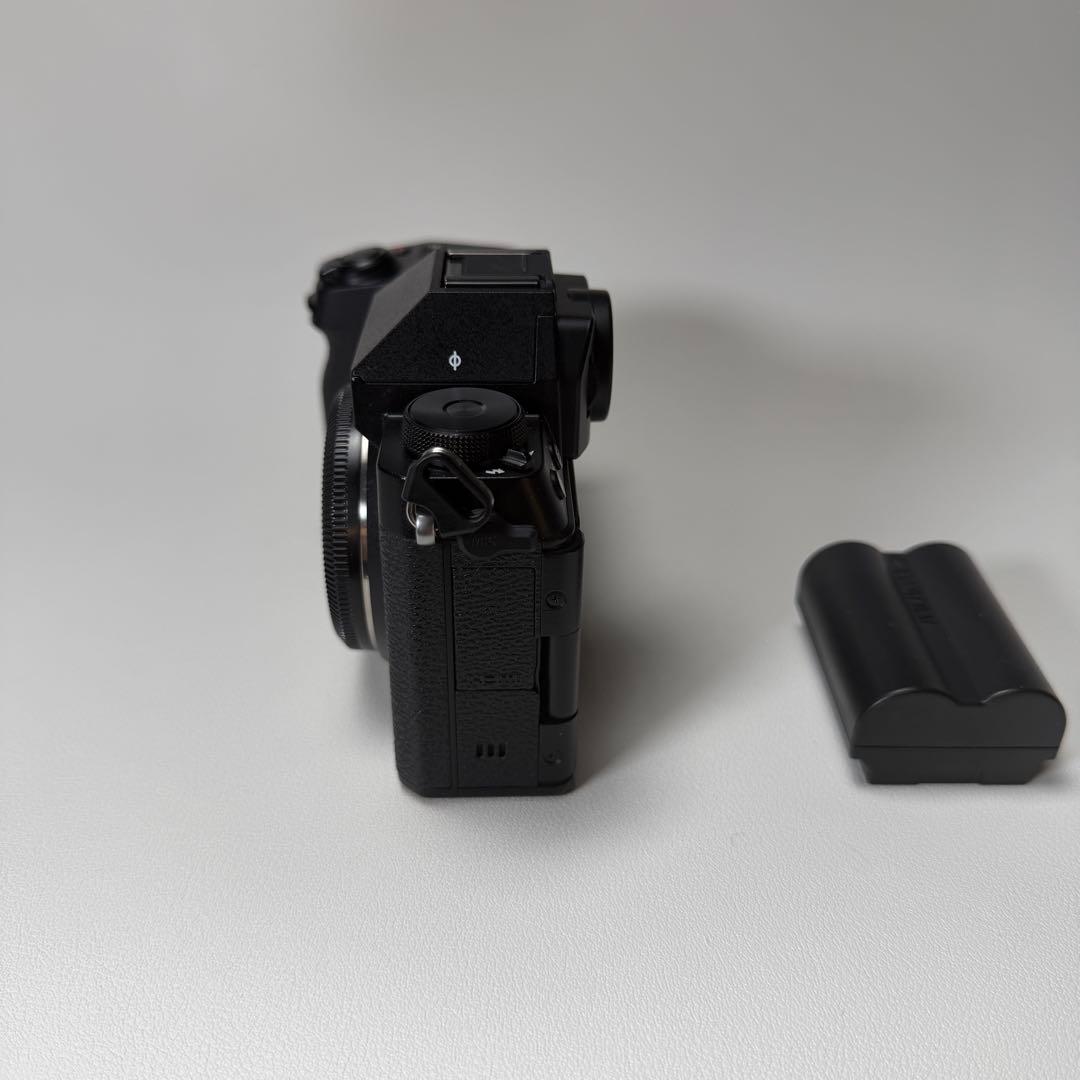 FUJIFILM X-S20 + XF18-55 f2.8-4 純正レンズセット