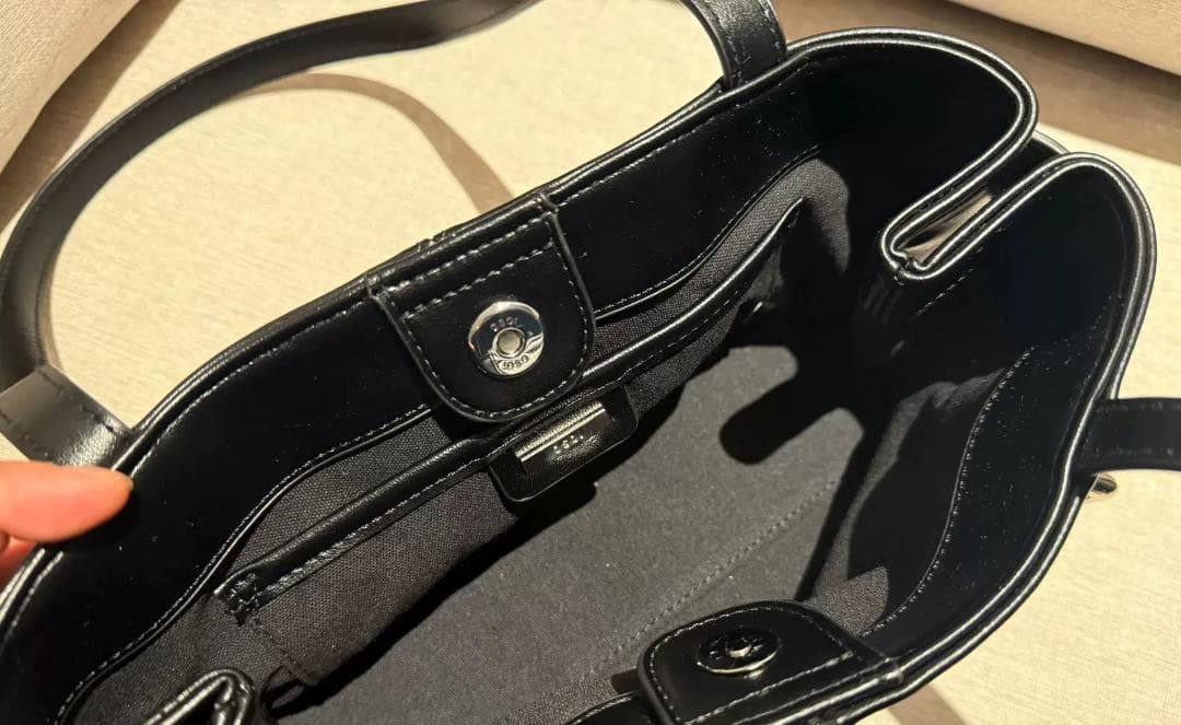 美品 OSOI SHOULDER BROCLE バッグ