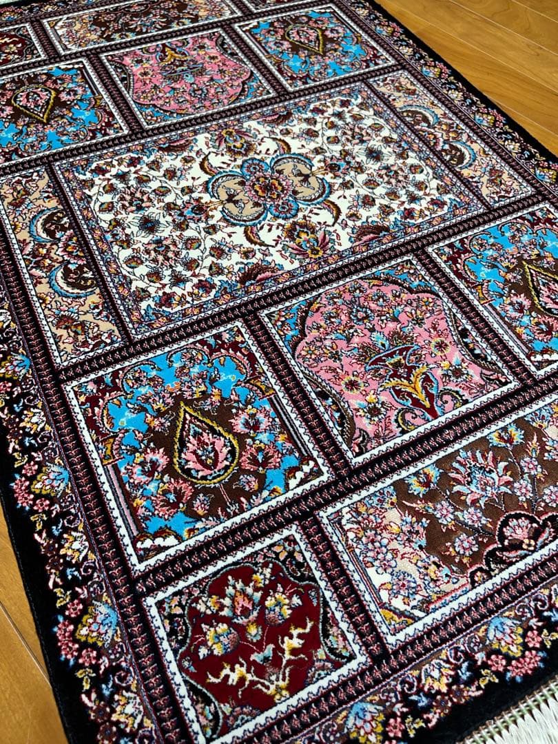 最高級ペルシャ絨毯 シルク イラン産 クム 60×90cm 122万ノット