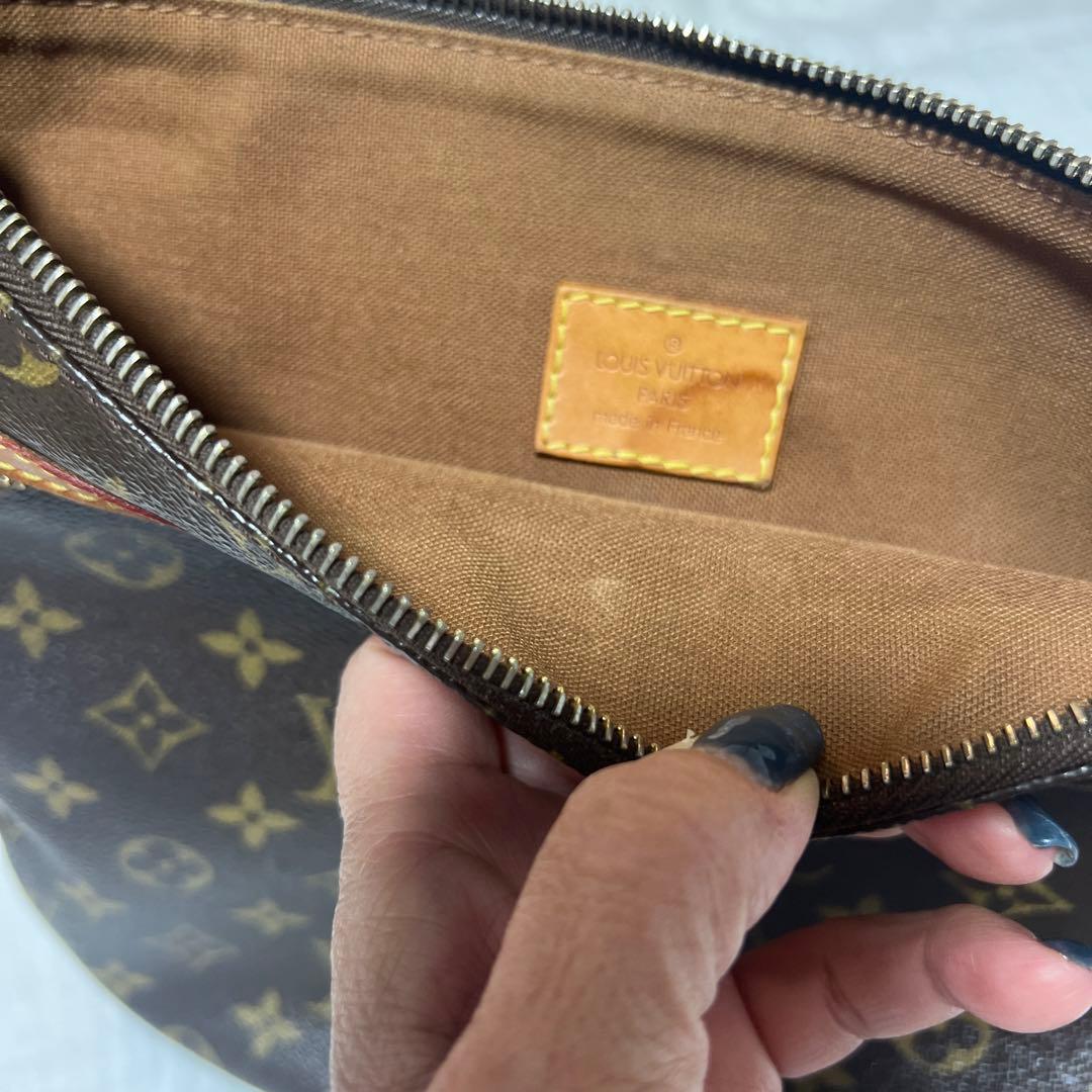 ルイヴィトン ショルダーバッグ 斜め掛け ポシェットボスフォール