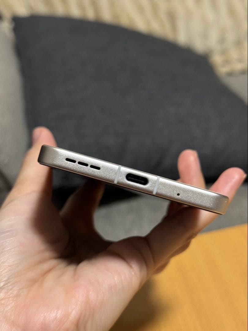 Libero Flip A304ZT（ZTE）SIMフリー（ゴールド）