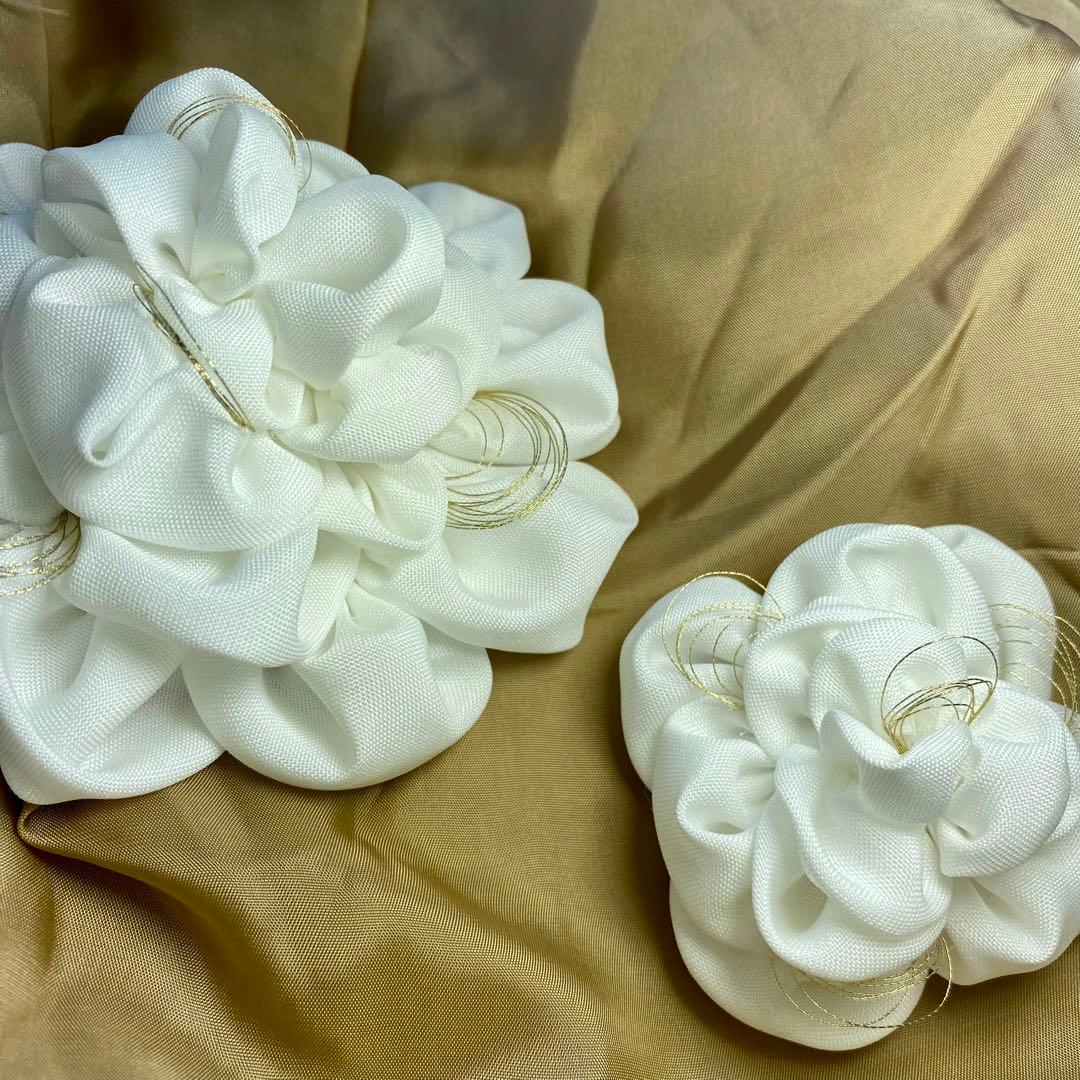 速達発送 白 ヘッドドレス ヘアアクセサリー お花 成人式 結婚式