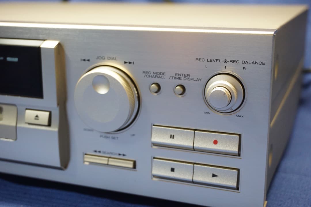 ケンウッド　MDデッキDMF-7020 動作良好 貴重 [管理0021]