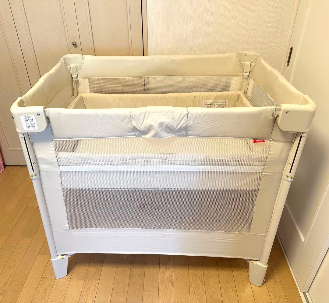 ココネルエアー　ミルク　ベビーベッド　アップリカ