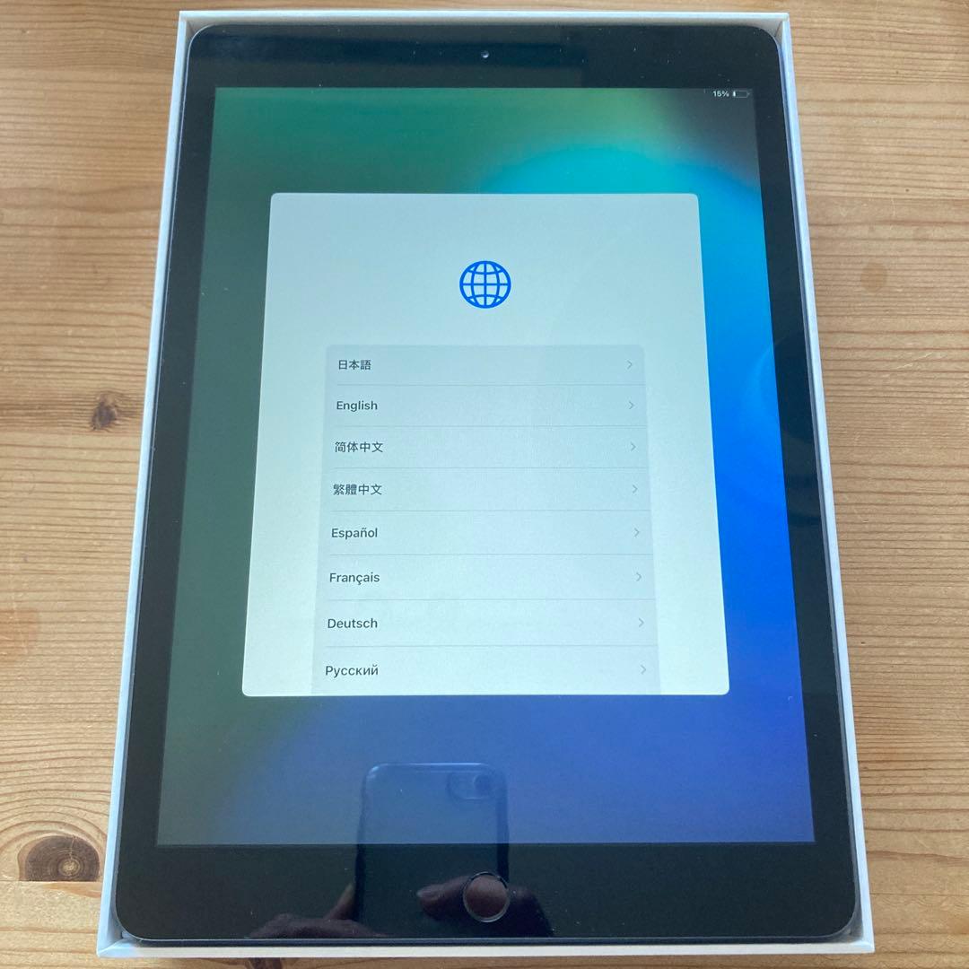 Apple iPad 第７世代wi-fi 32G 【充電ケーブルなし】